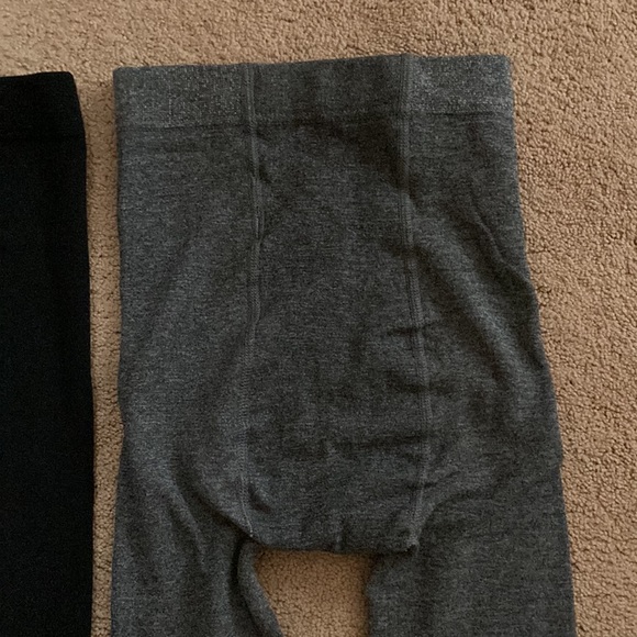 2 pairs of fleece lined leggings! - Picture 3 of 5